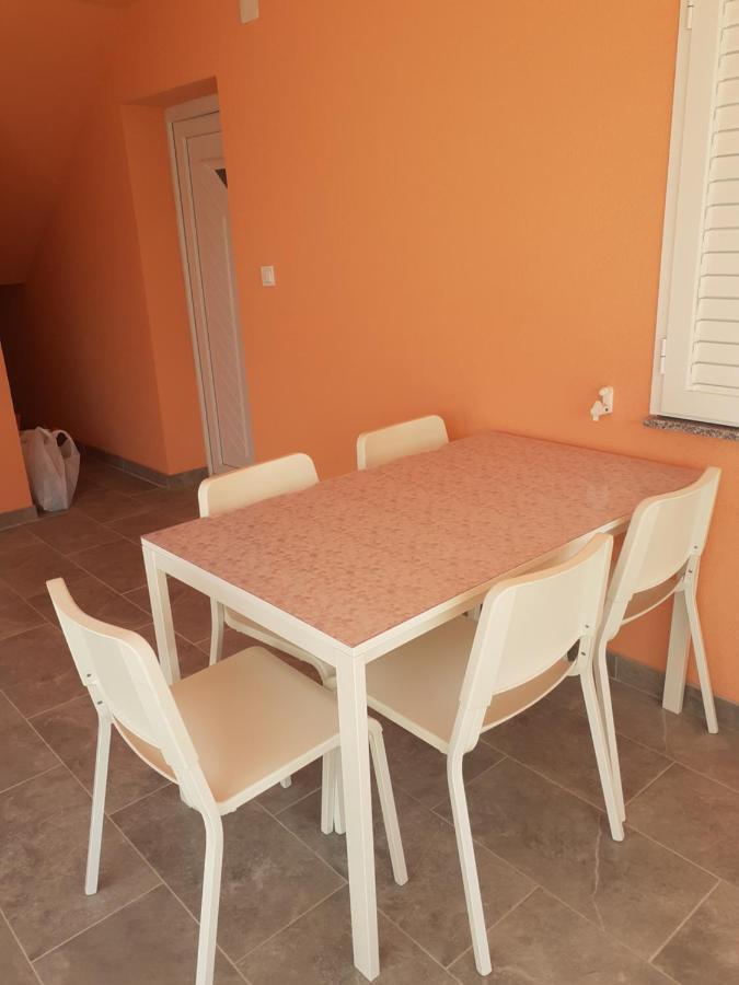 Apartmani Kid Vir Eksteriør billede