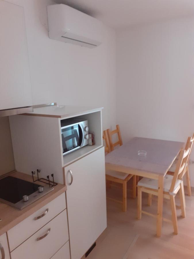 Apartmani Kid Vir Eksteriør billede