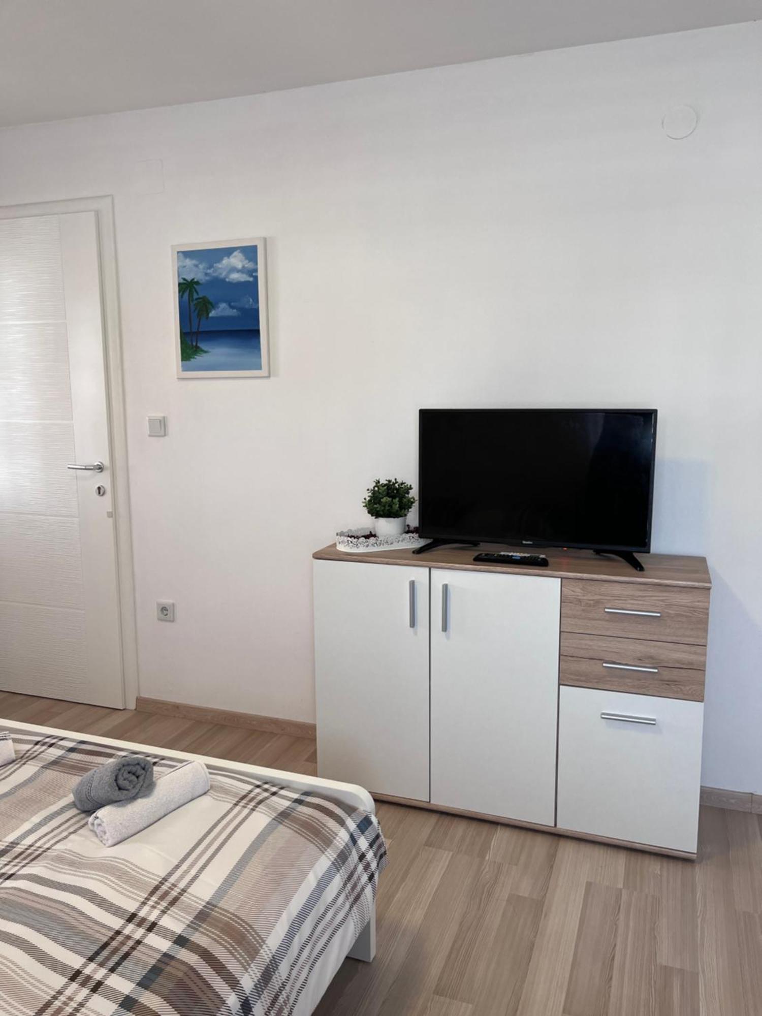 Apartmani Kid Vir Eksteriør billede